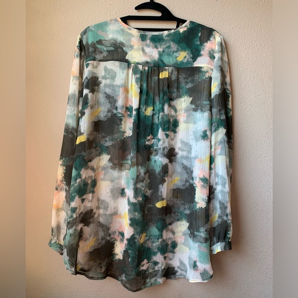 Merona long sleeve blouse. Sheer. Size L. - Picture 2 of 7